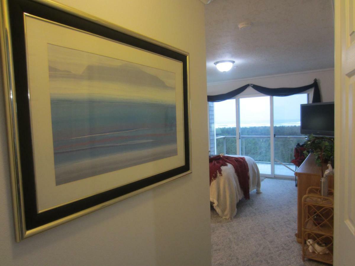Amazing Seaview Spacious Condo With An Amazing View!!! מראה חיצוני תמונה