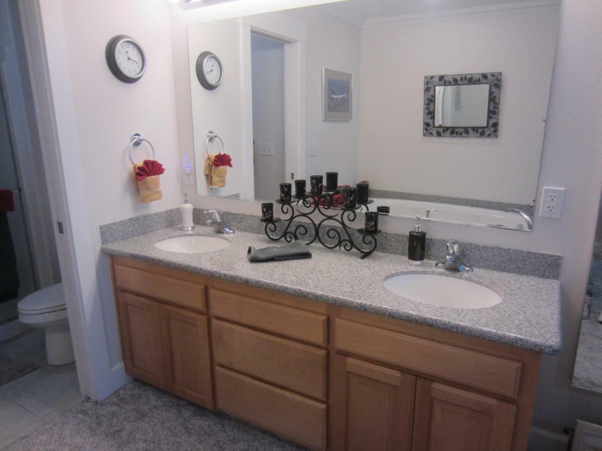 Amazing Seaview Spacious Condo With An Amazing View!!! מראה חיצוני תמונה