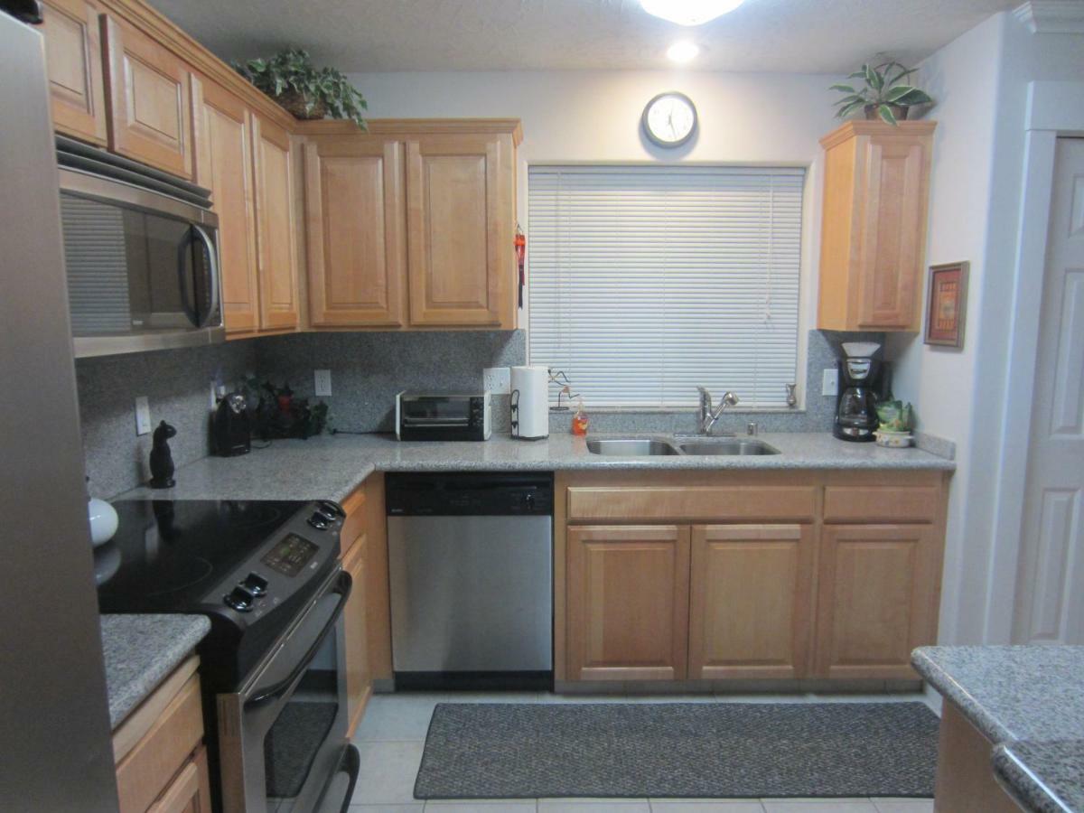 Amazing Seaview Spacious Condo With An Amazing View!!! מראה חיצוני תמונה