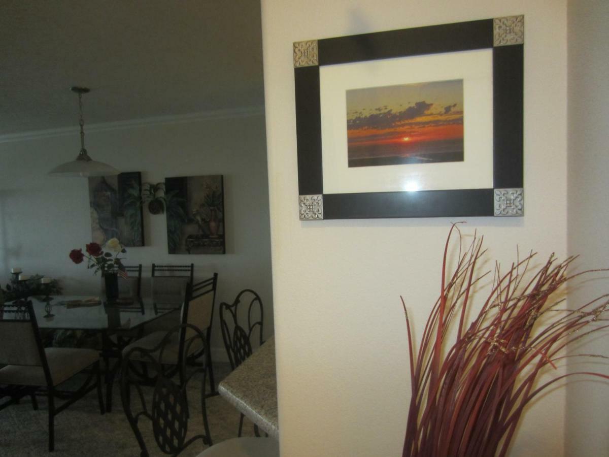 Amazing Seaview Spacious Condo With An Amazing View!!! מראה חיצוני תמונה